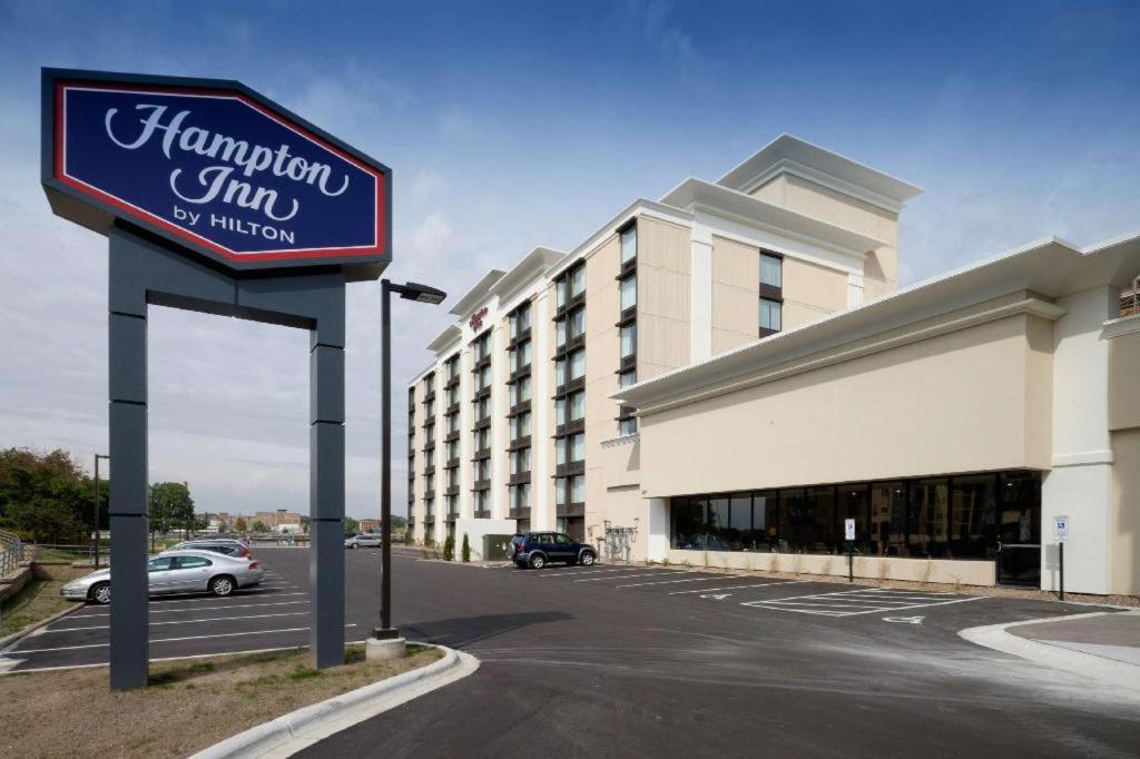 Hampton Inn Green Bay Stadium, Wi Exterior photo